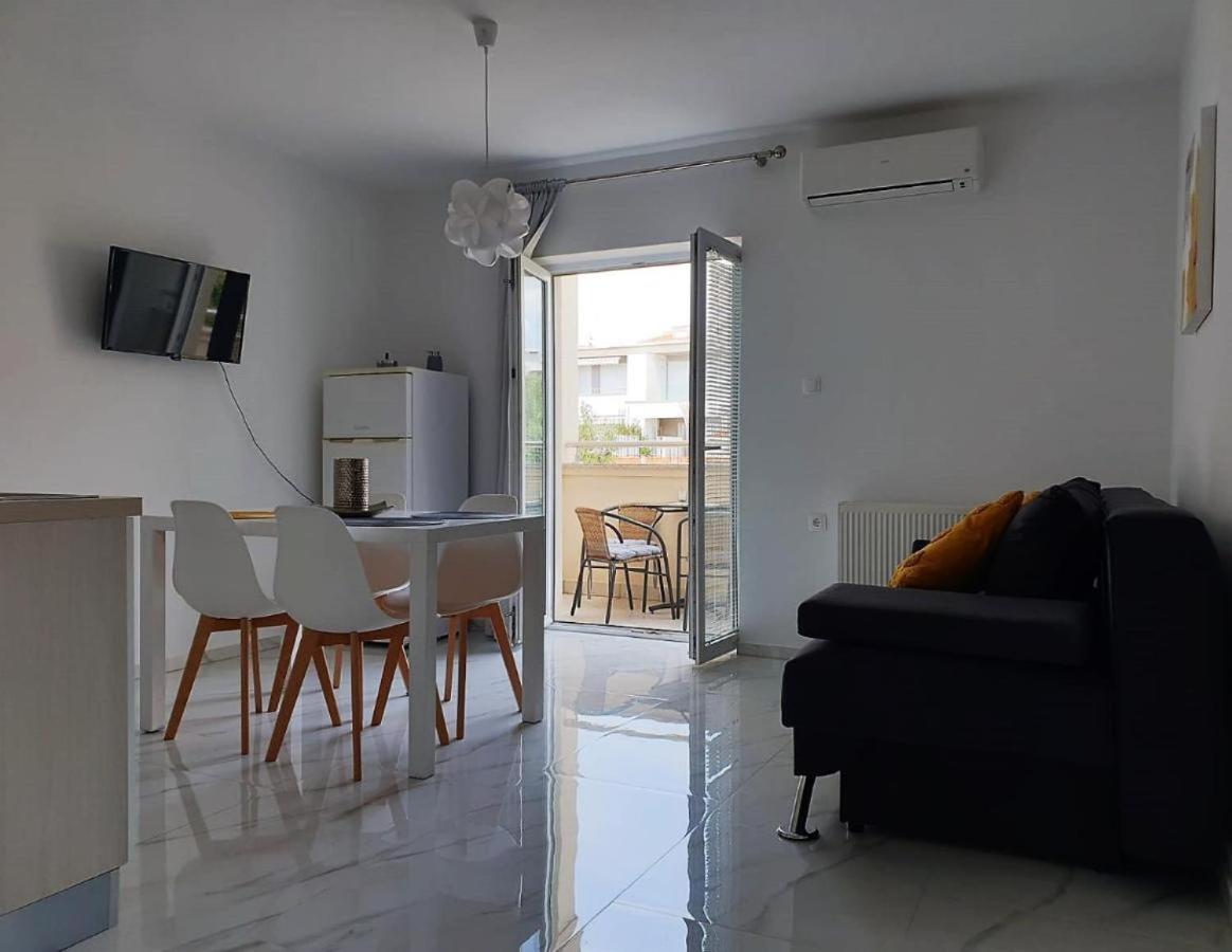 נובליה Premium Apartments Adore מראה חיצוני תמונה