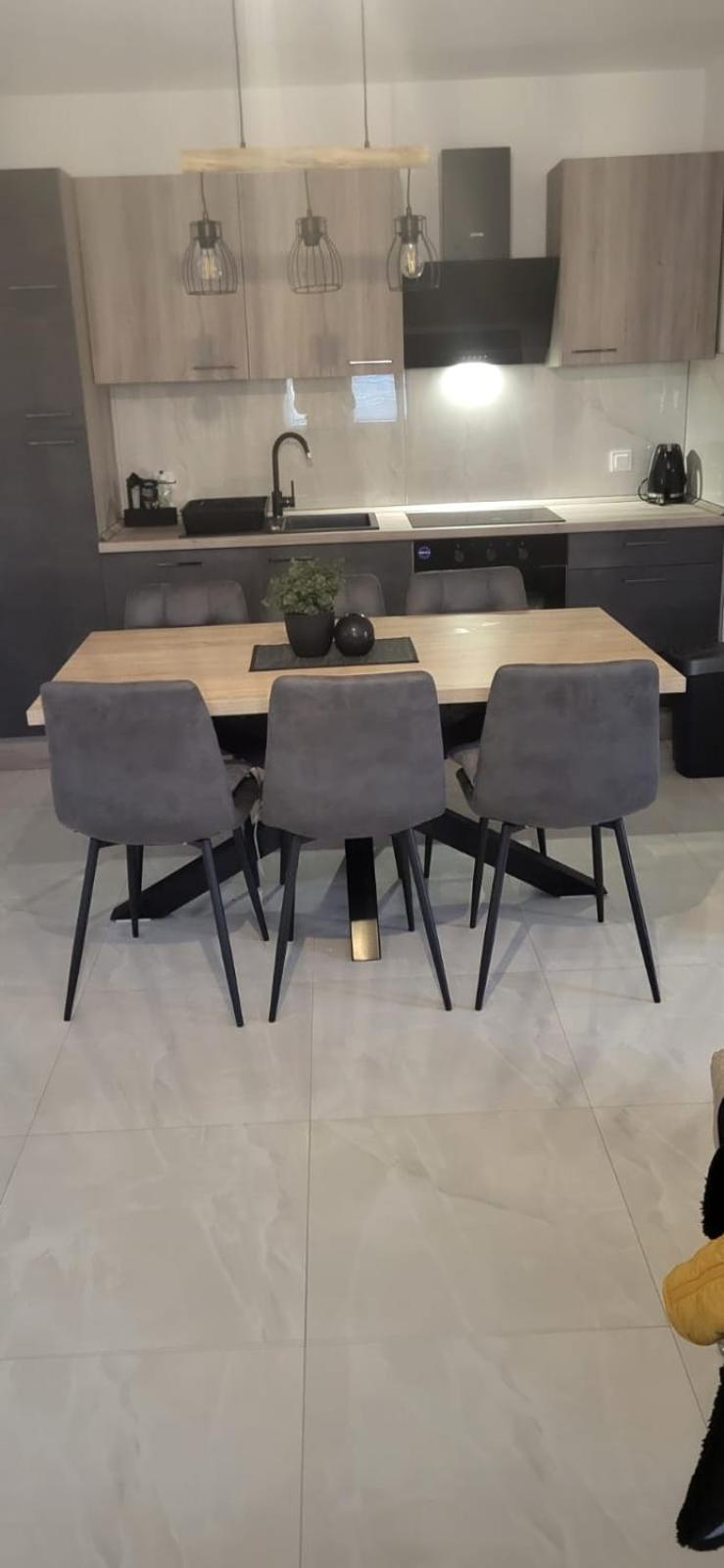 נובליה Premium Apartments Adore מראה חיצוני תמונה